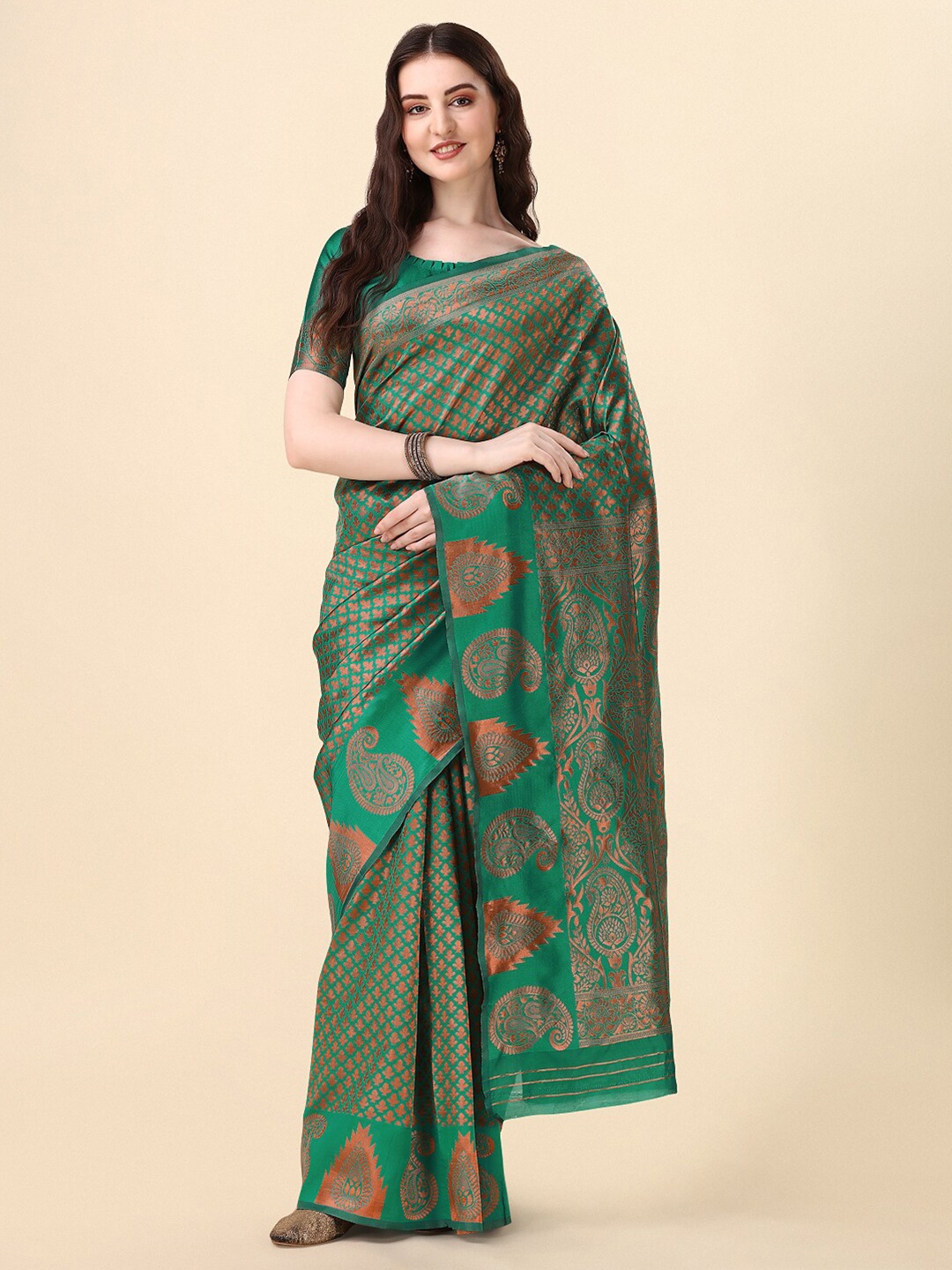 

VILLAGIUS Ethnic Motif Woven Design Zari Banarasi Saree, Green
