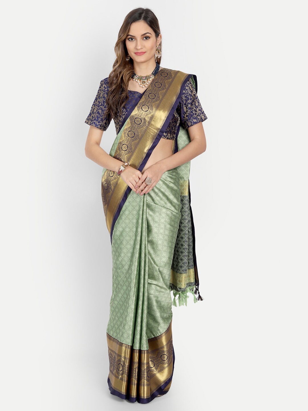 

VILLAGIUS Ethnic Motif Woven Design Zari Mysore Silk Saree, Green