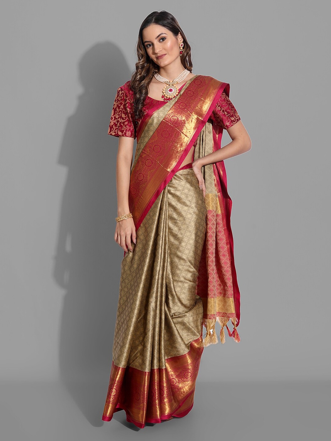 

VILLAGIUS Ethnic Motif Woven Design Zari Mysore Silk Saree, Beige