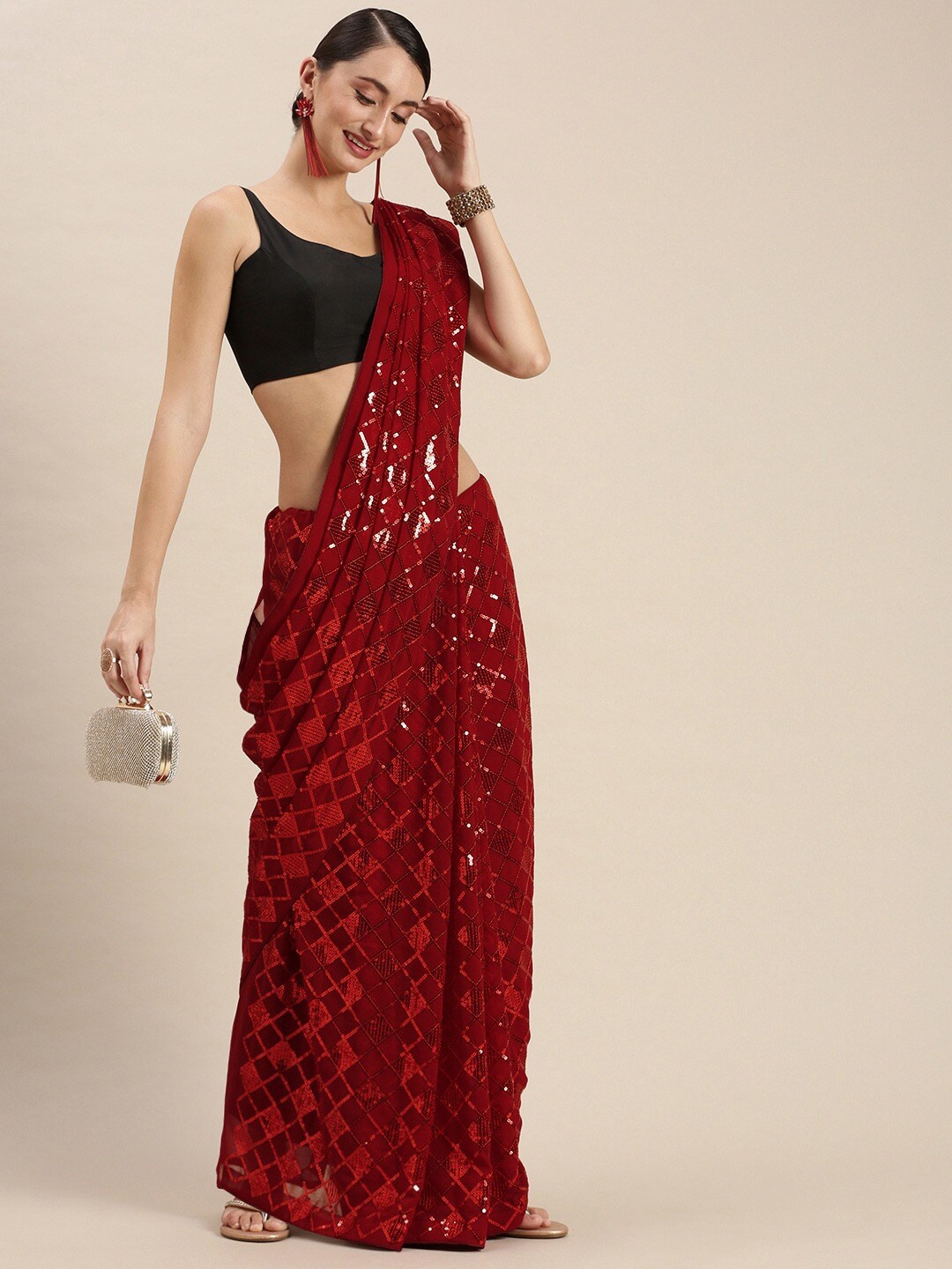 

VILLAGIUS Embellished Sequinned Saree, Red