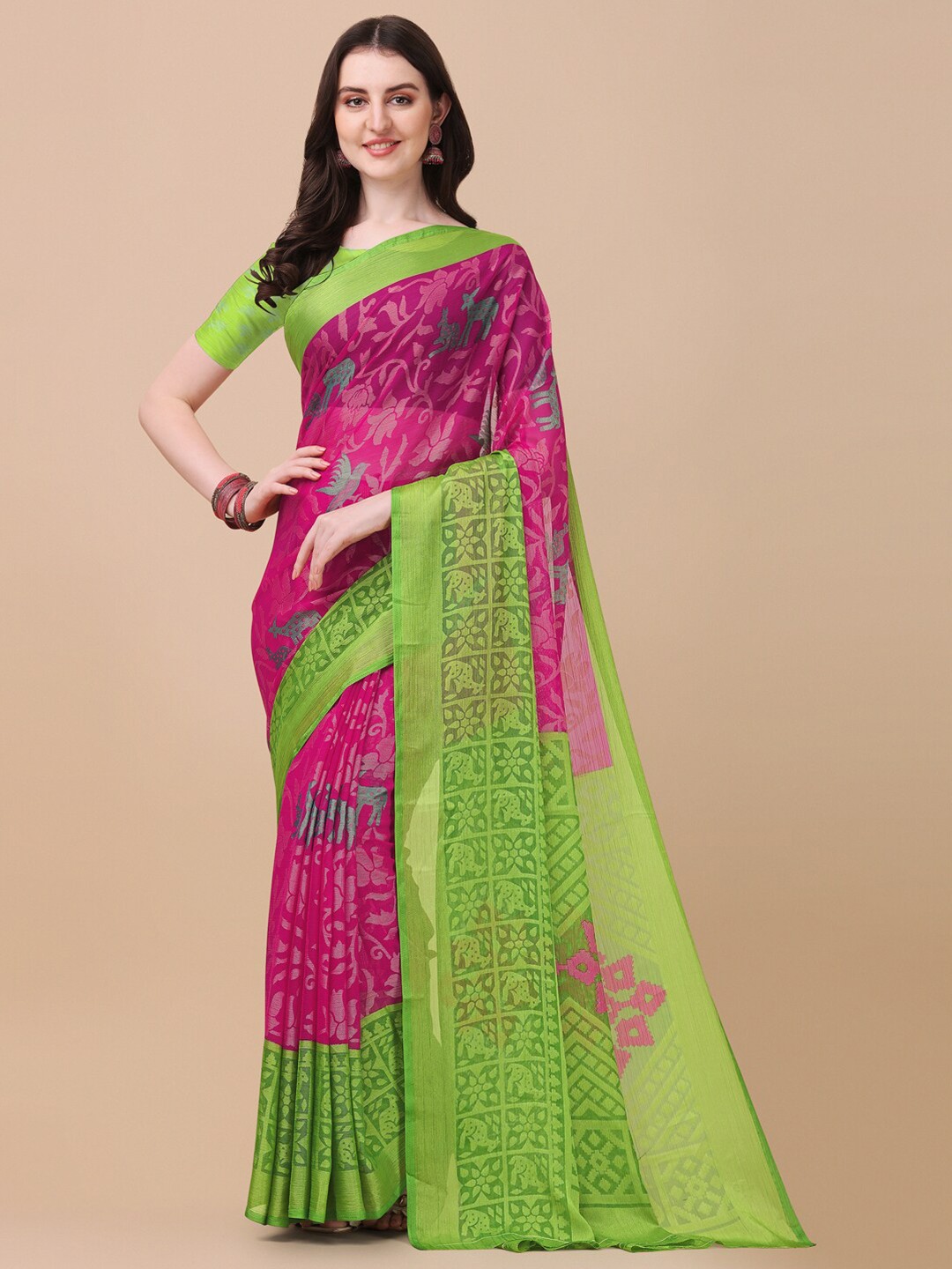 

VILLAGIUS Floral Printed Brasso Saree, Green