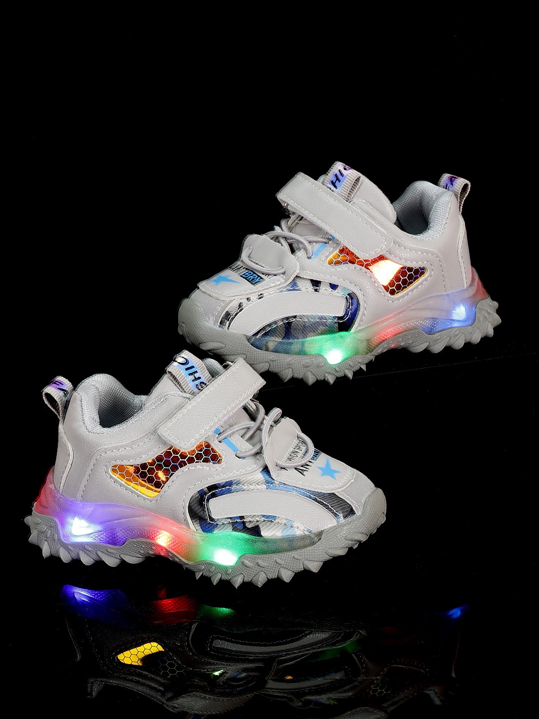 

PASSION PETALS Kids Printed Lightweight LED Sneakers, Grey