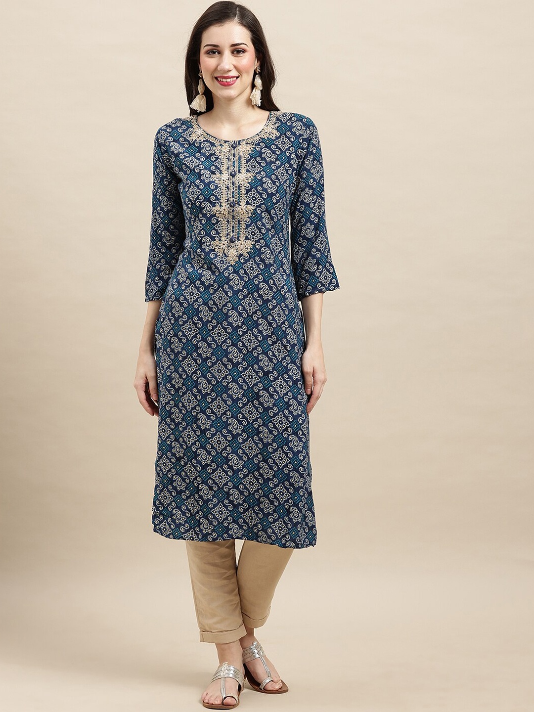 

Sangria Blue & White Bandhani Printed Straight Kurta