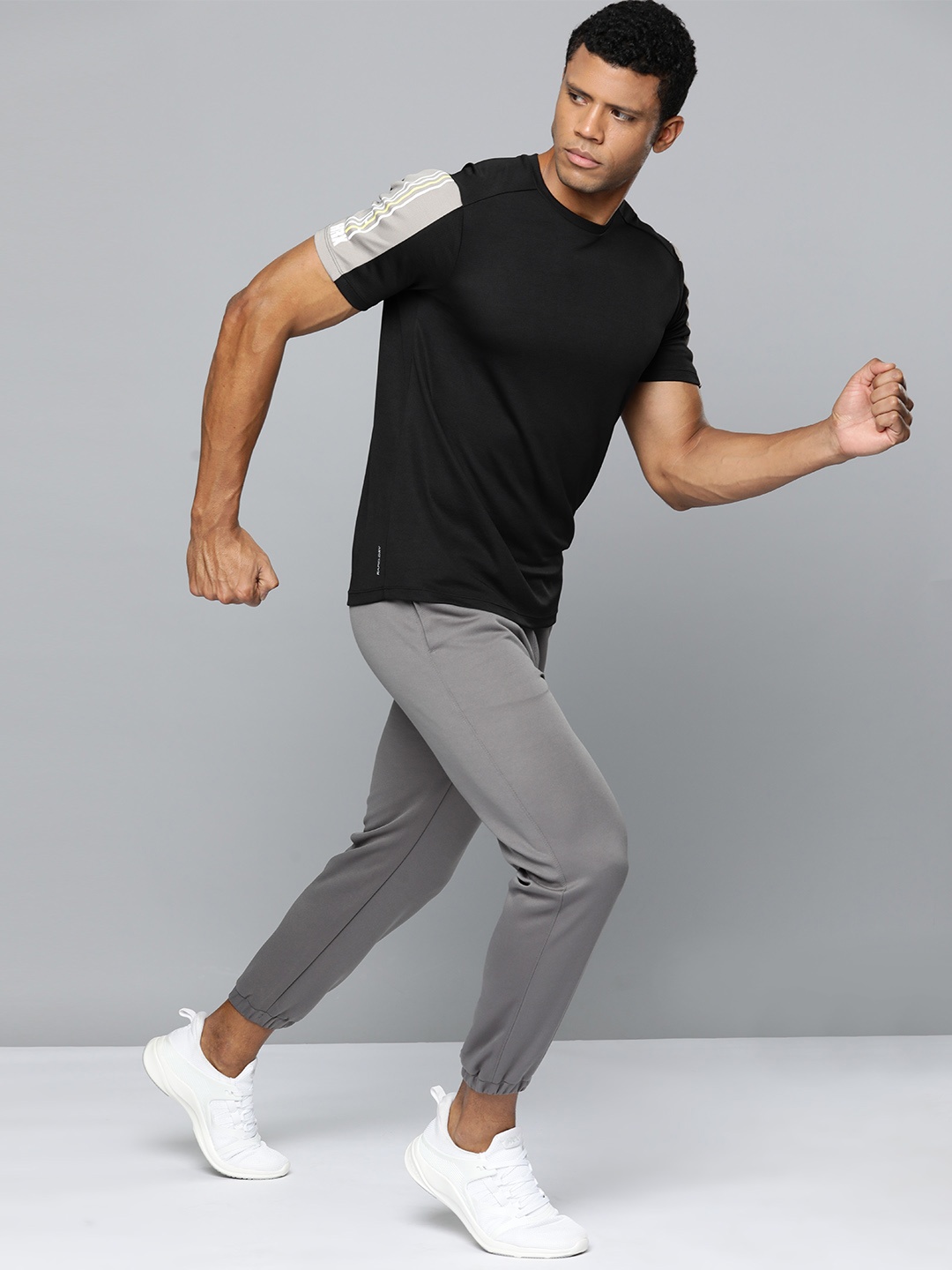 

HRX by Hrithik Roshan Men Rapid-Dry Running T-shirt, Black