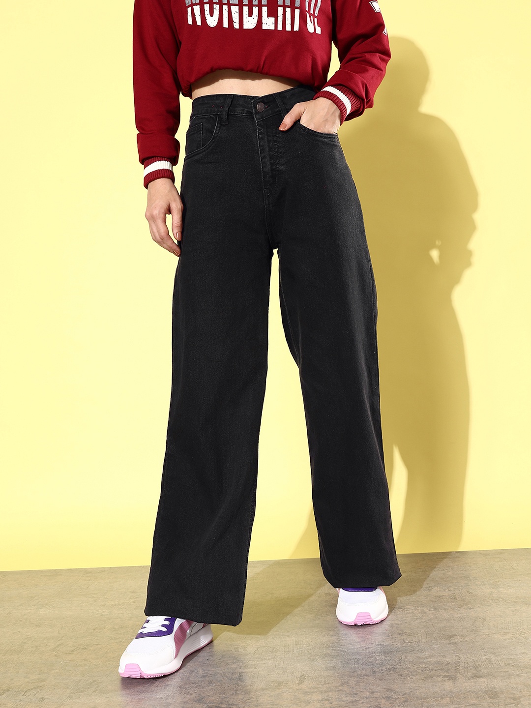 

Harvard Women Jet Black Wide Legs & Flared Stretchable Jeans