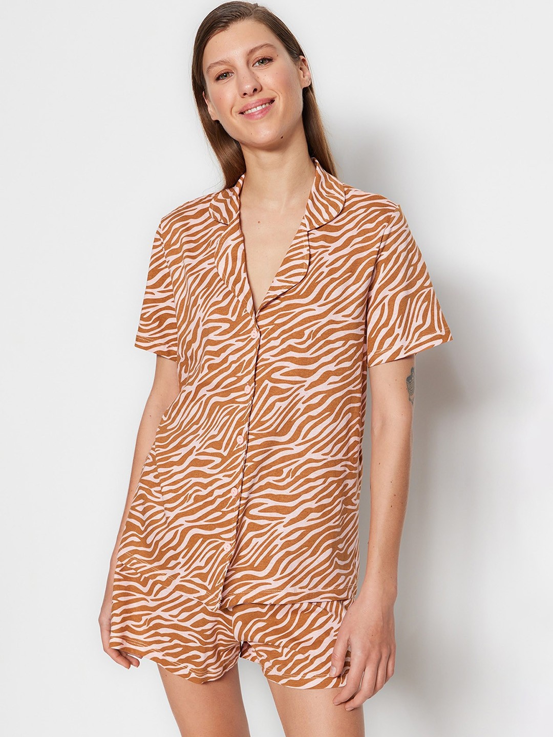 

Trendyol Abstract Printed Pure Cotton Night Suit, Orange