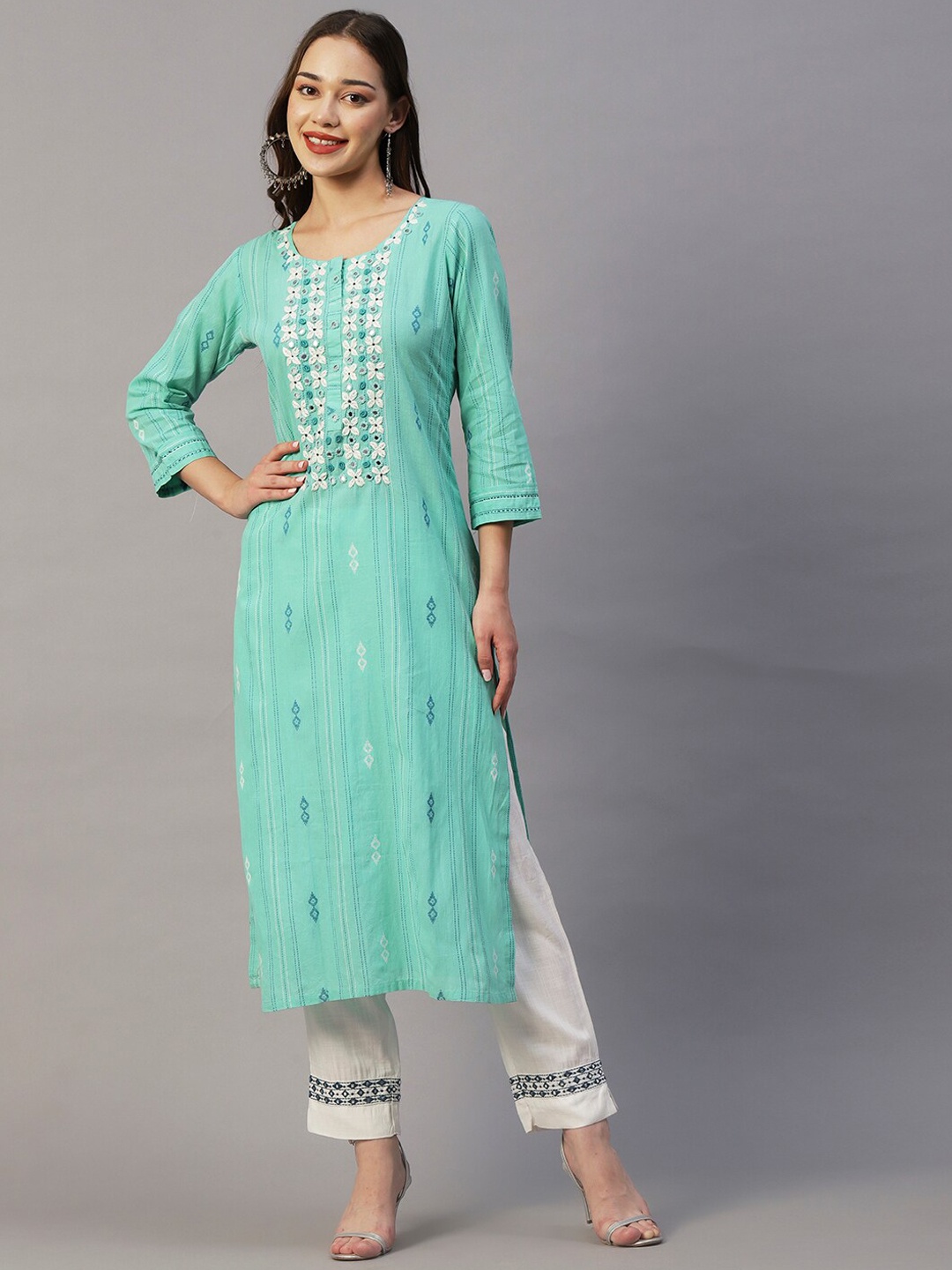 

FASHOR Sea Green & White Floral Embroidered Mirror Work Cotton Kurta
