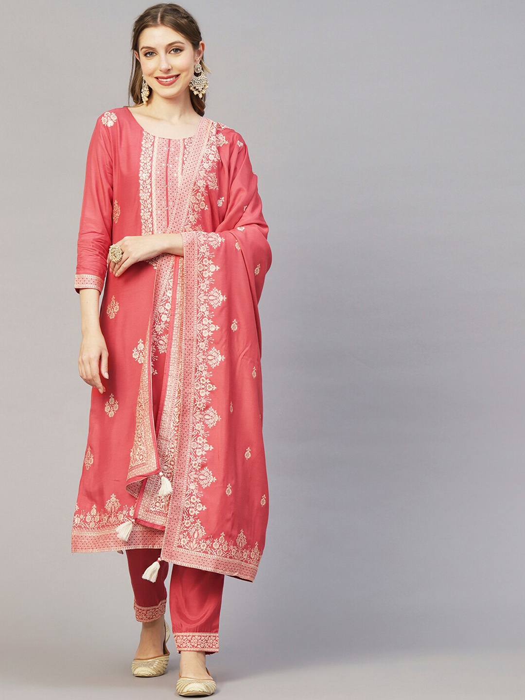 

FASHOR Peach-Coloured Ethnic Motifs Woven Design Sequinned Kurta with Trousers & Dupatta