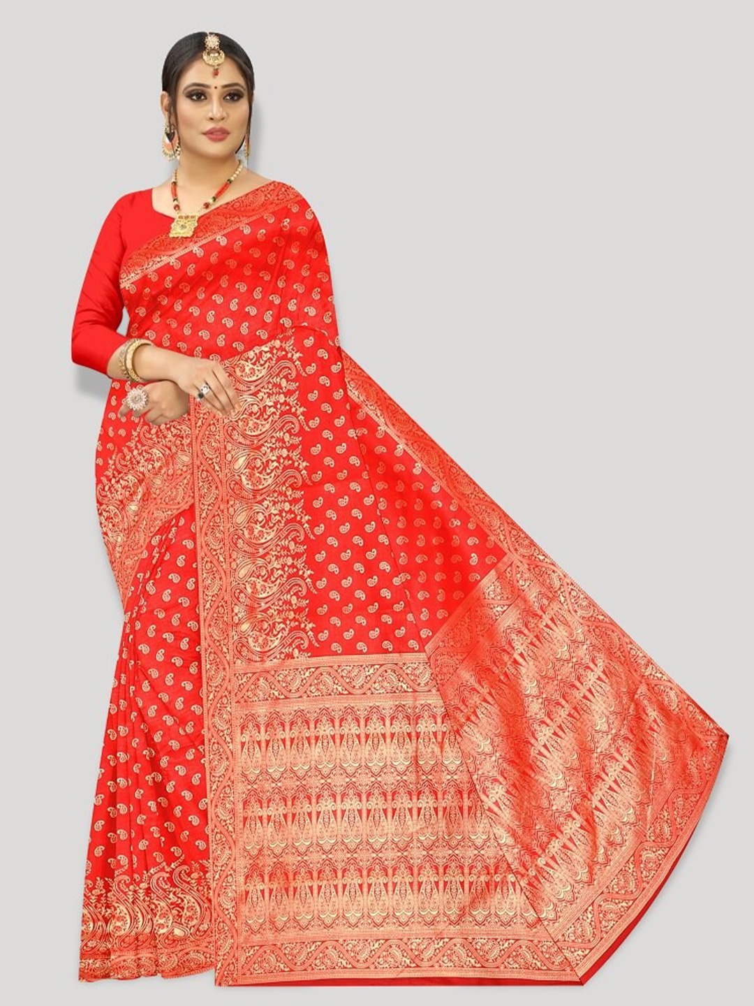

Fashion FRICKS Paisley Woven Design Zari Banarasi Saree, Red