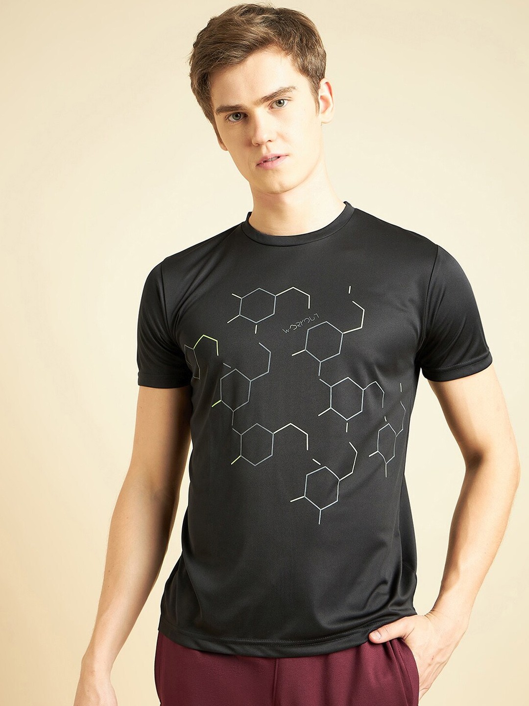 

Sweet Dreams Black Geometric Printed Sports T-shirt