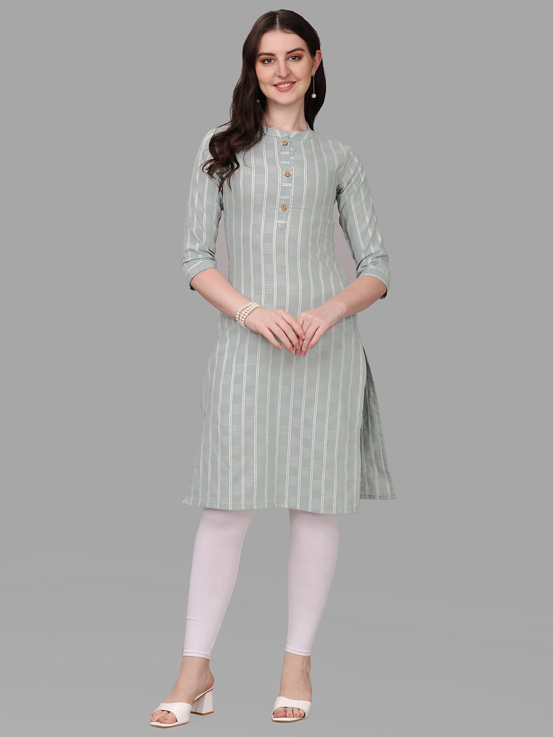 

Shiv Textiles Mandarin Collar Geometric Printed Straight Cotton Kurta, Green