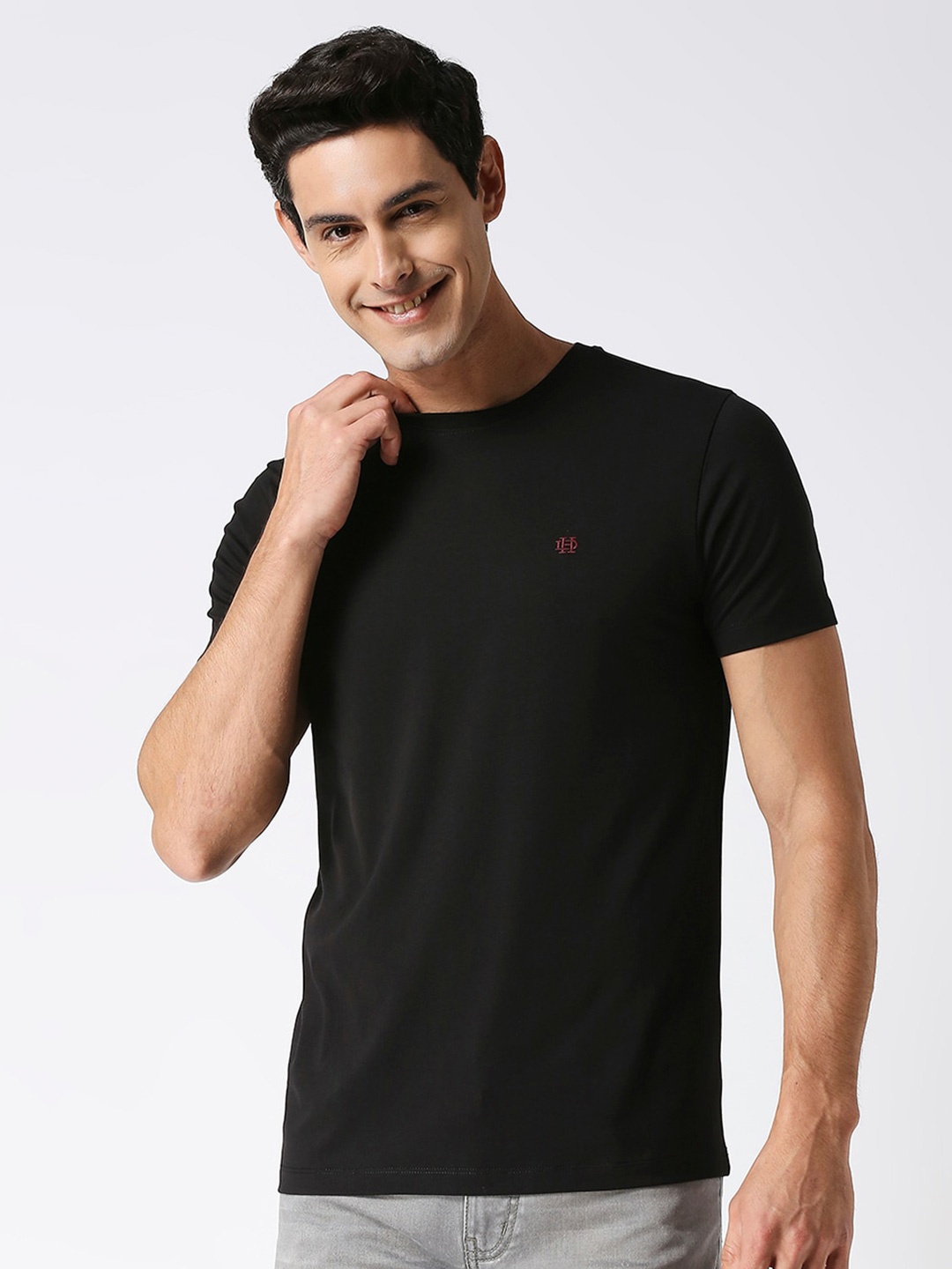 

DRAGON HILL Slim Fit Casual Cotton T-shirt, Black