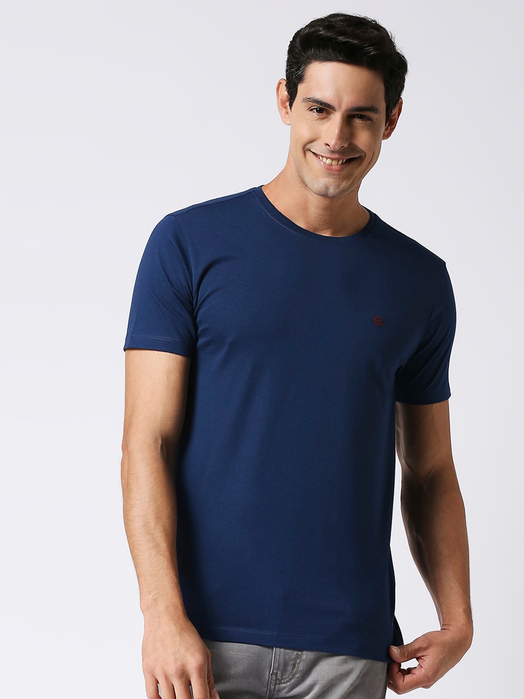 

DRAGON HILL Round Neck Slim Fit T-shirt, Navy blue