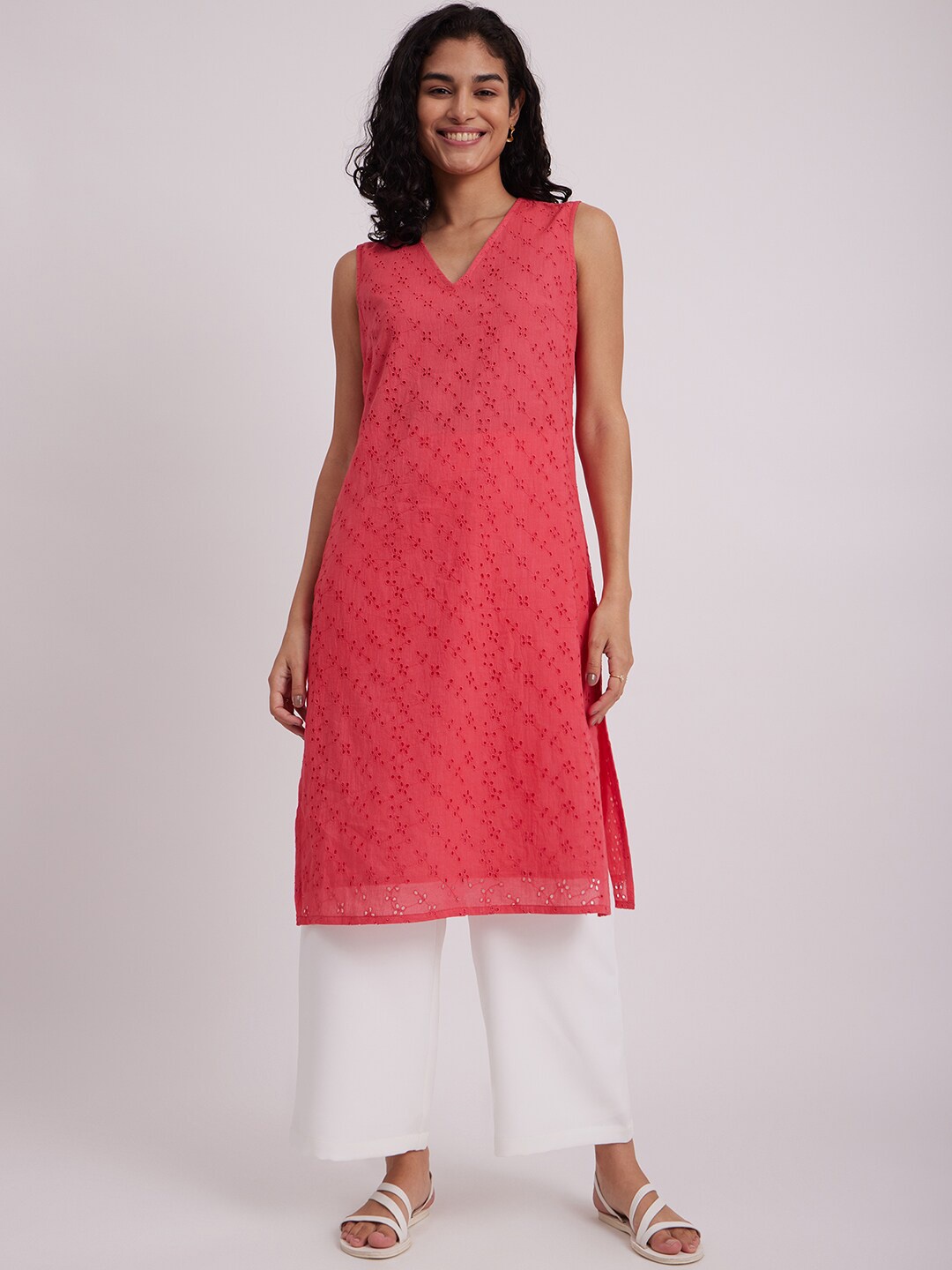 

Pink Fort Floral Embroidered Schiffli Cotton Kurta