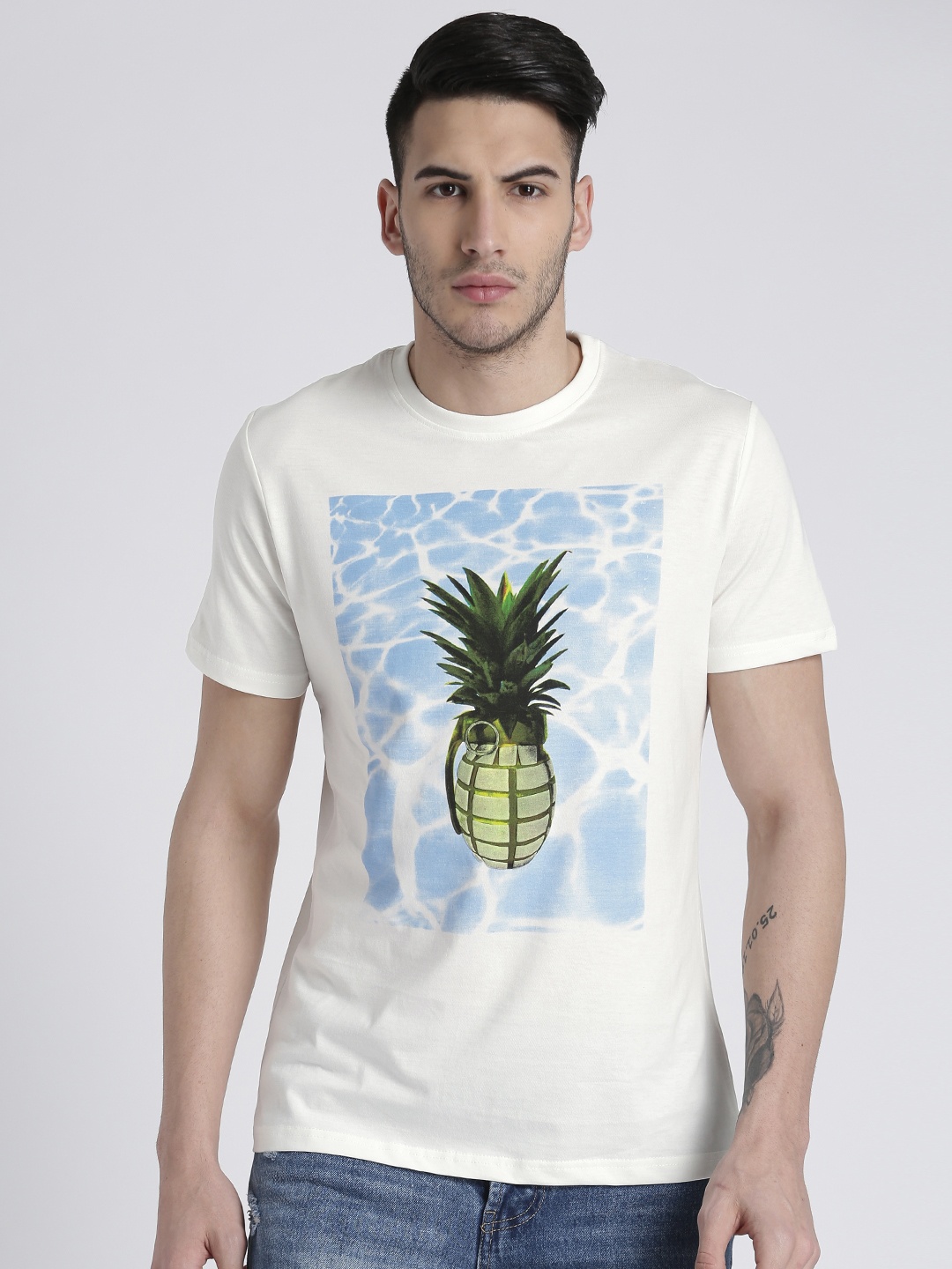 

Splash Men Off-White Printed Round Neck Pure Cotton T-shirt