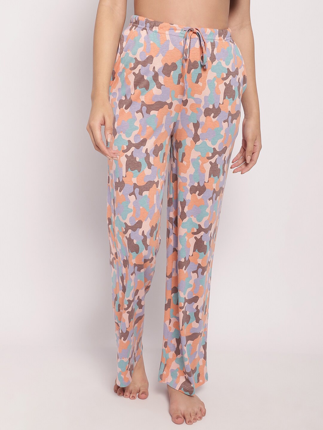 

Kanvin Women Printed Lounge Pants, Peach