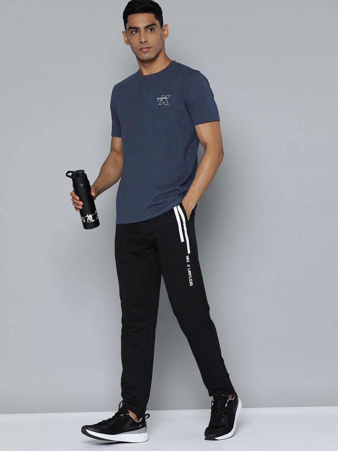 

HRX by Hrithik Roshan Men Graphic Printed Bio-Wash T-shirt, Navy blue