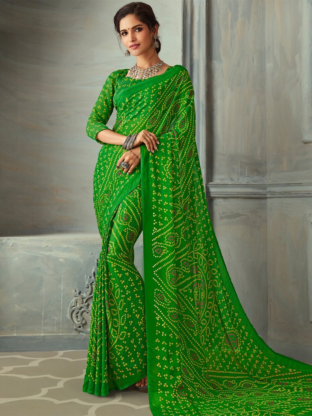 

DIVASTRI Bandhani Printed Pure Chiffon Saree, Green