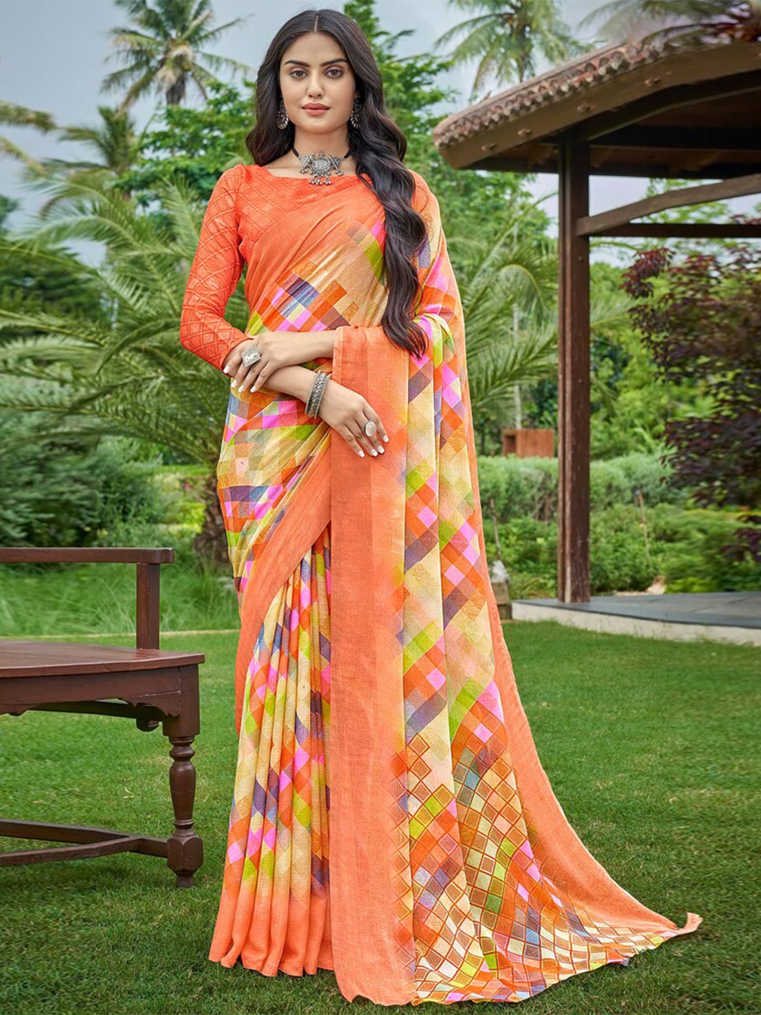 

DIVASTRI Geometric Printed Pure Chiffon Saree, Orange