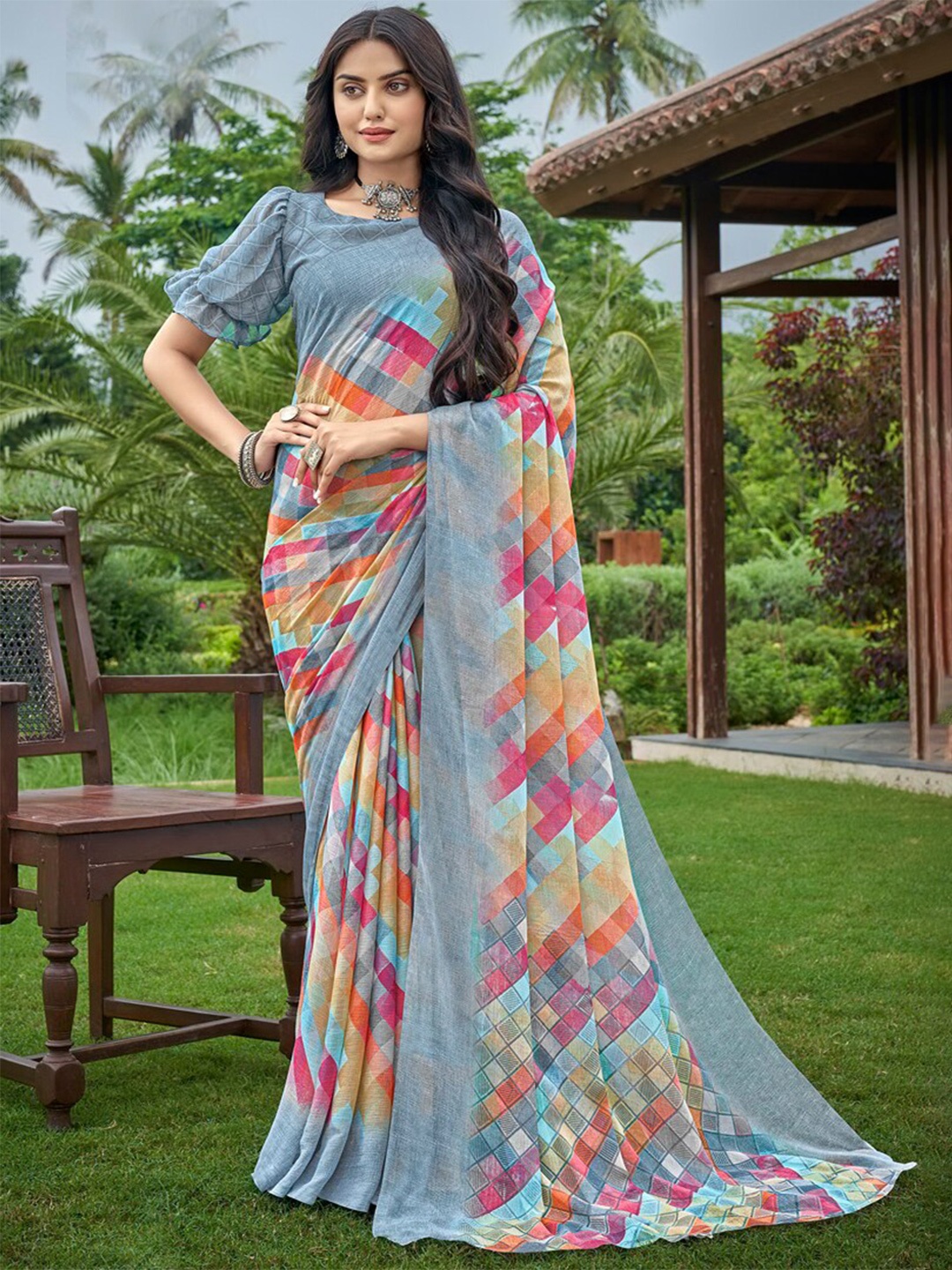 

DIVASTRI Geometric Printed Pure Chiffon Saree, Grey