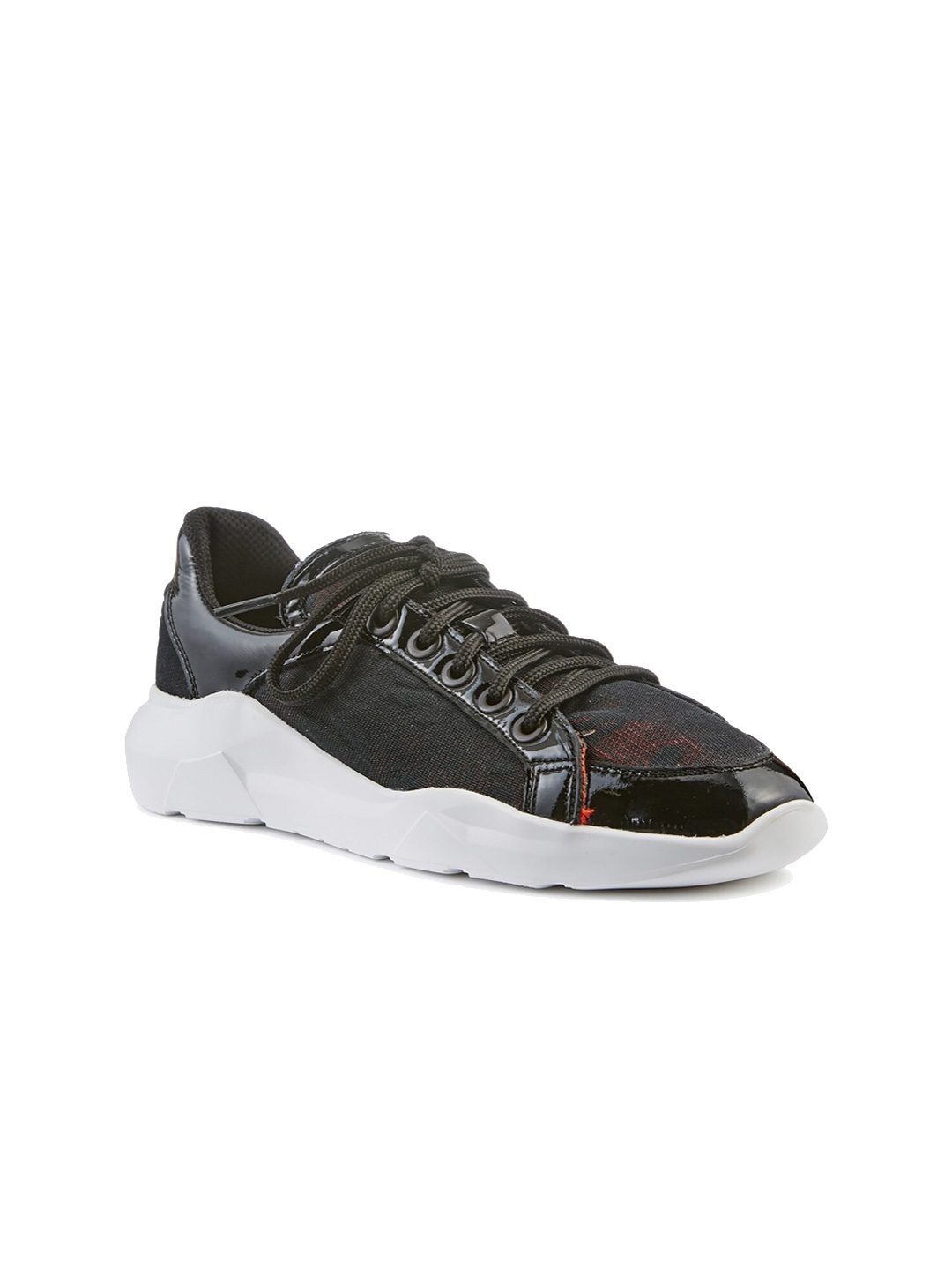 

FREESOUL Women FREESTAN LACE Woven Design Textile Contrast Sole Sneakers, Black