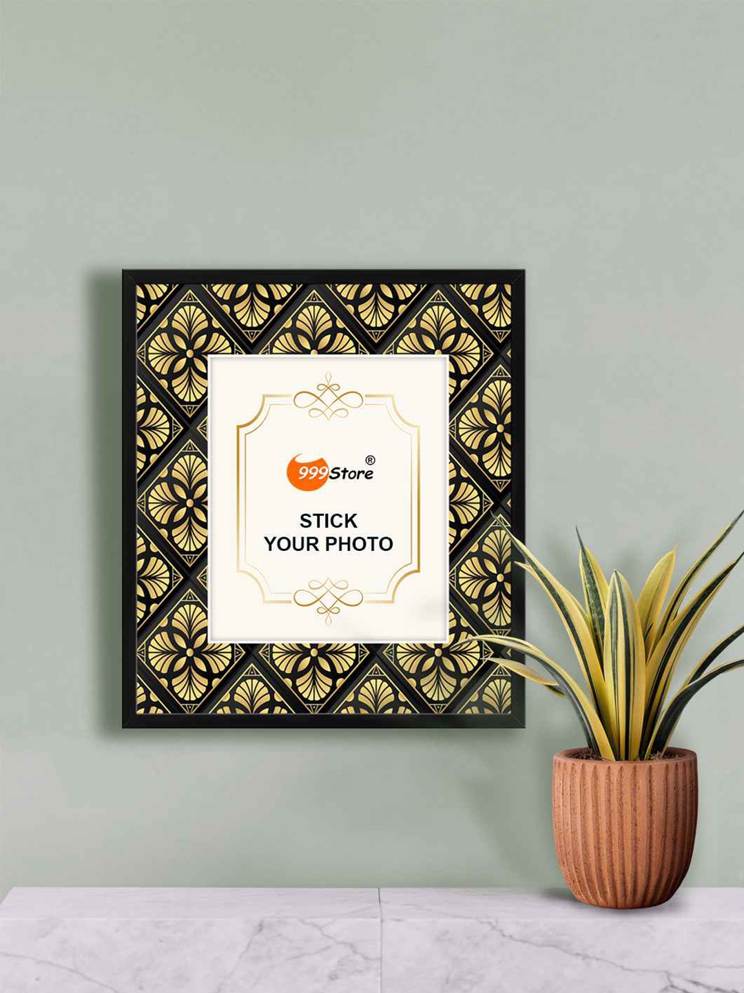 

999Store Black & Gold-Toned Floral Printed Wall Photo Frames
