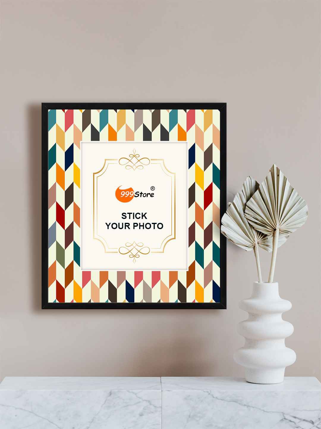 

999Store Beige & Red Printed Photo Frame