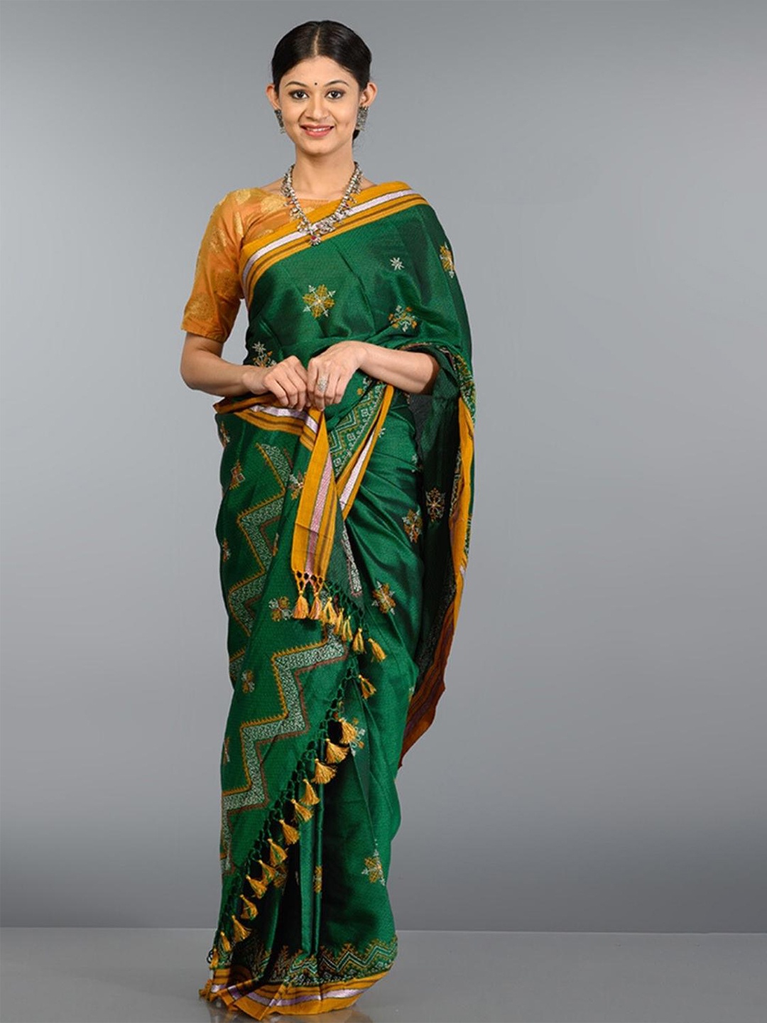 

Very Much Indian Ethnic Motif Printed Silk Cotton Saree With Blouse Piece, Green