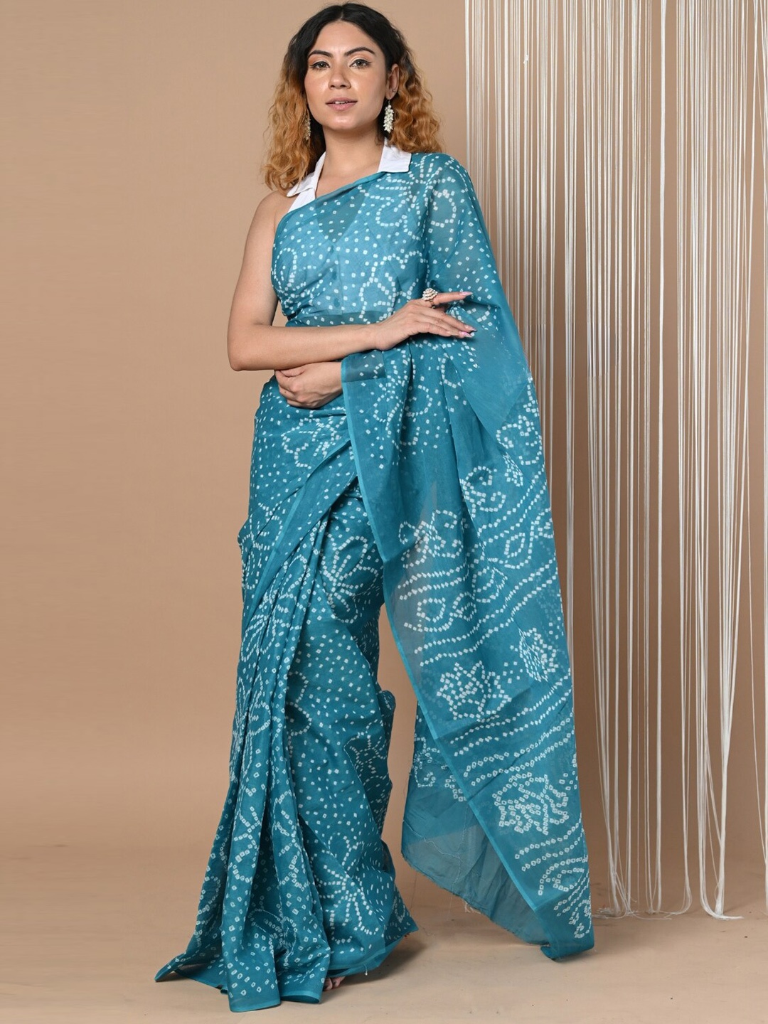

Very Much Indian Bandhani Pure Cotton Saree With Blouse Piece, Blue