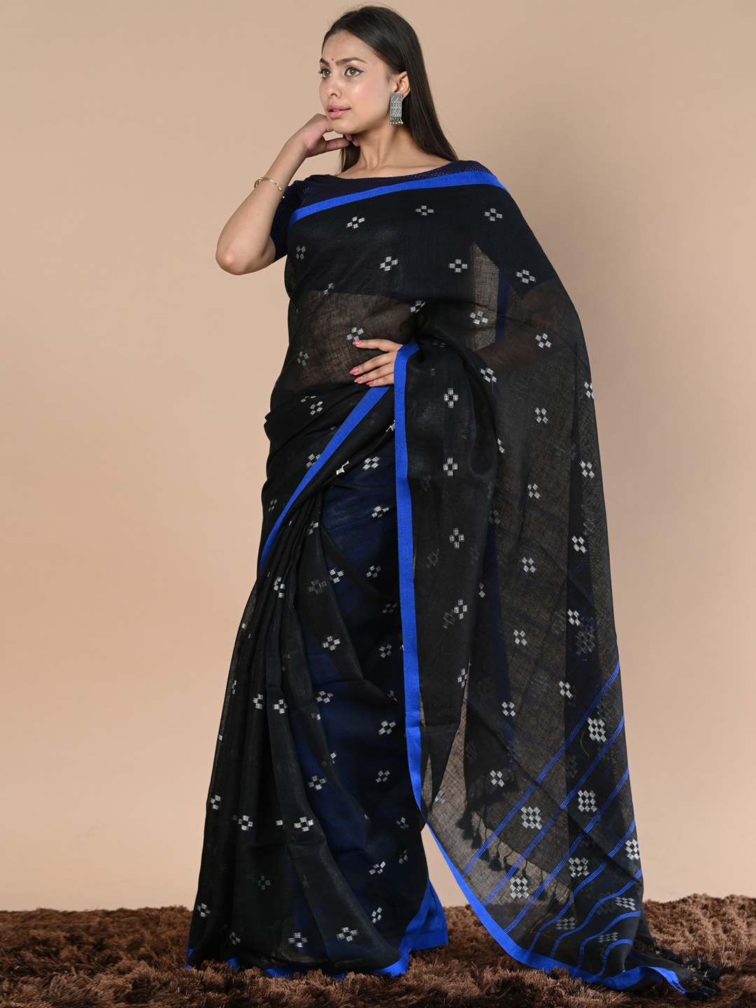 

Very Much Indian Woven Design Pure Linen Saree, Black