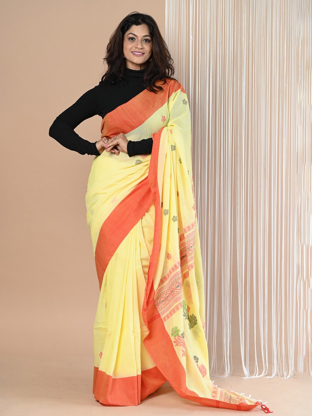 

Very Much Indian Woven Design Pure Cotton Handloom Saree, Yellow