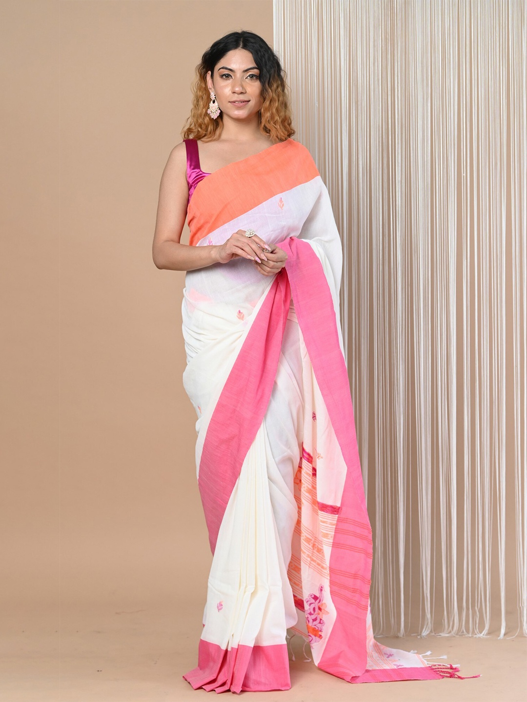 

Very Much Indian Embellished Pure Cotton Handloom Saree, White