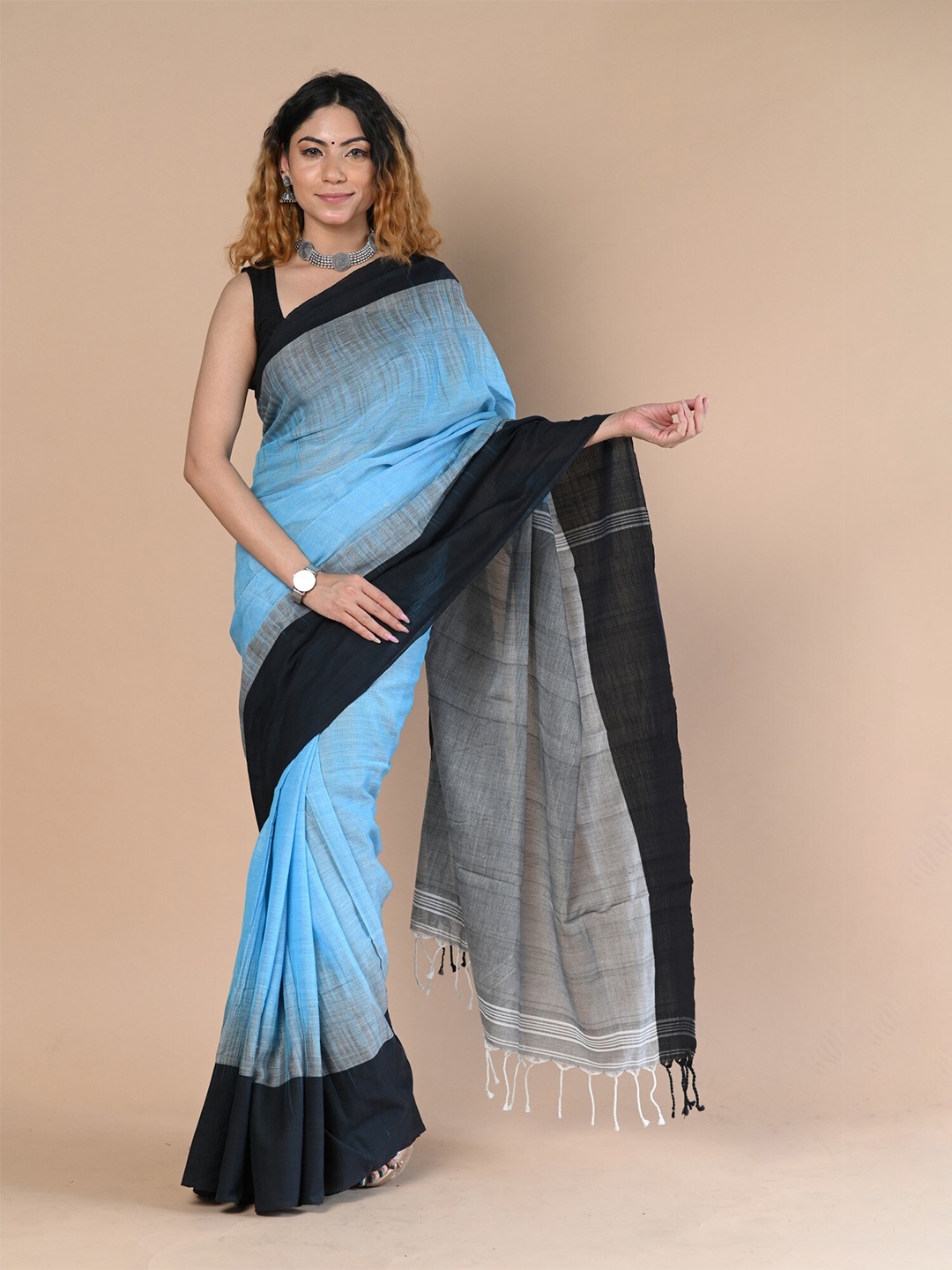 

Very Much Indian Woven Design Pure Cotton Saree With Blouse Piece, Blue