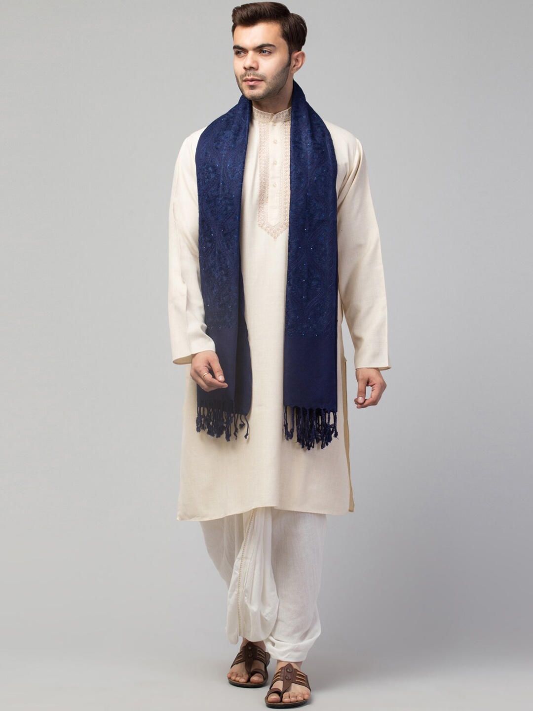 

Tweedle Embroidered Tasselled Acrylic Wool Shawl, Navy blue
