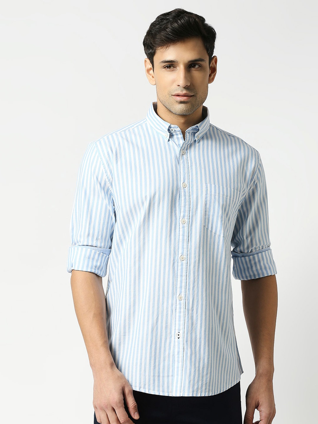 

DRAGON HILL Vertical Striped Button-Down Collar Slim Fit Cotton Casual Shirt, Blue