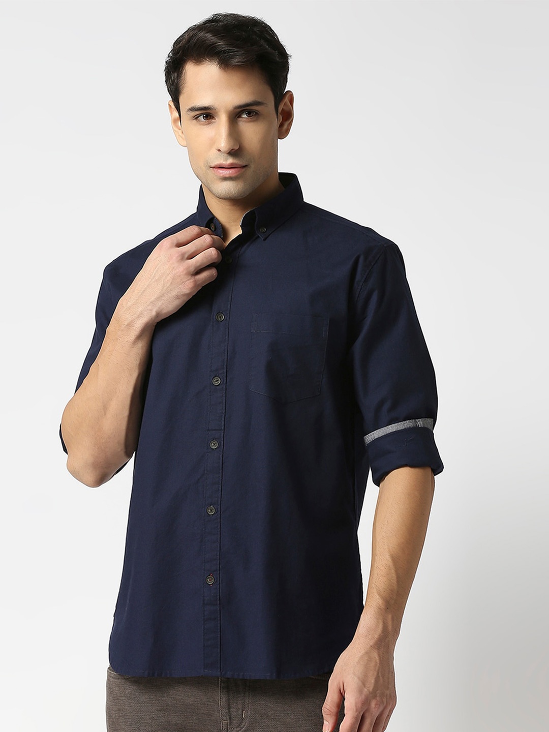 

DRAGON HILL Slim Fit Button Down Collar Pure Cotton Casual Shirt, Navy blue