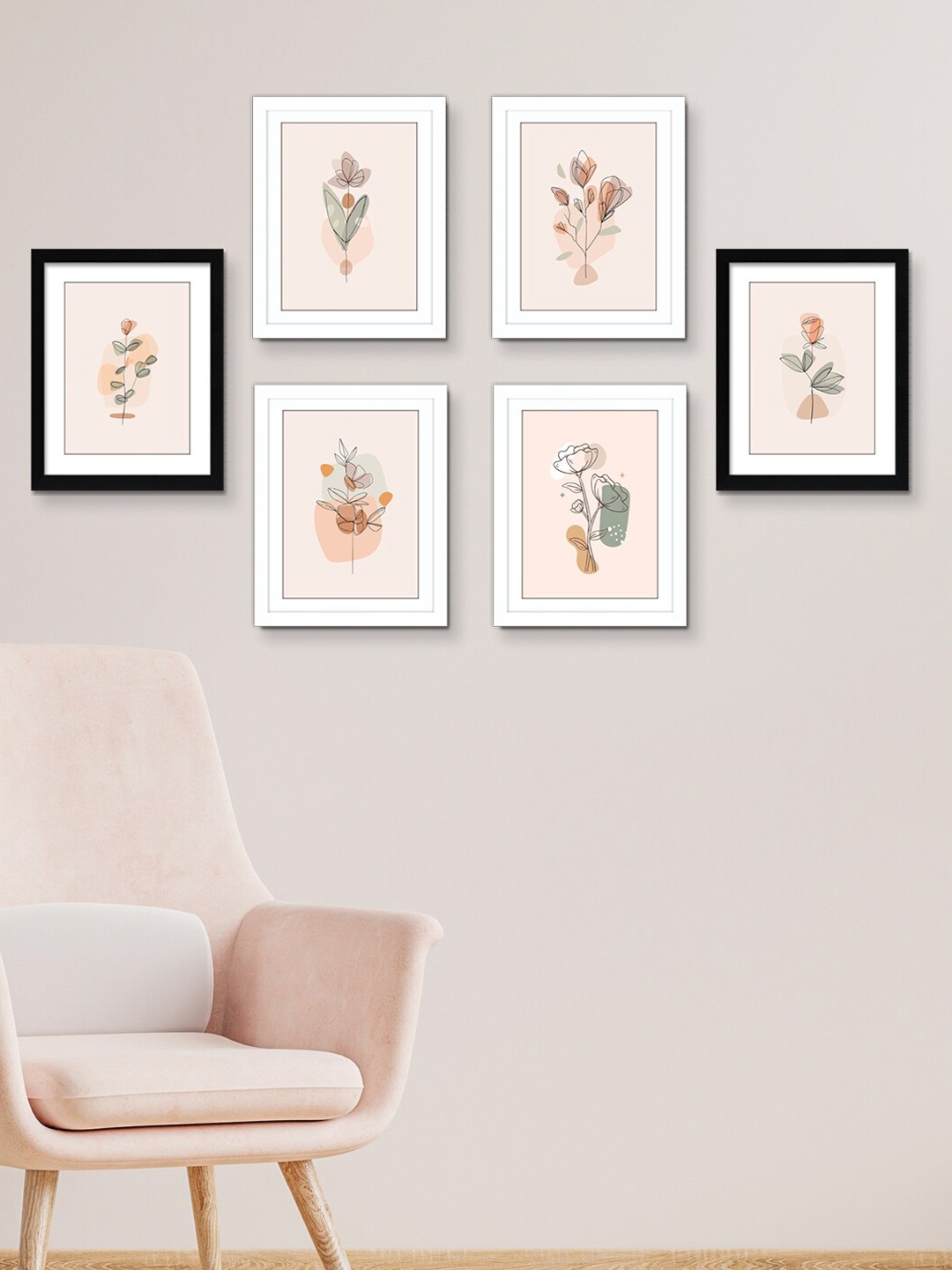 

RANDOM Black & White 6 Pieces Wall Photo Frame