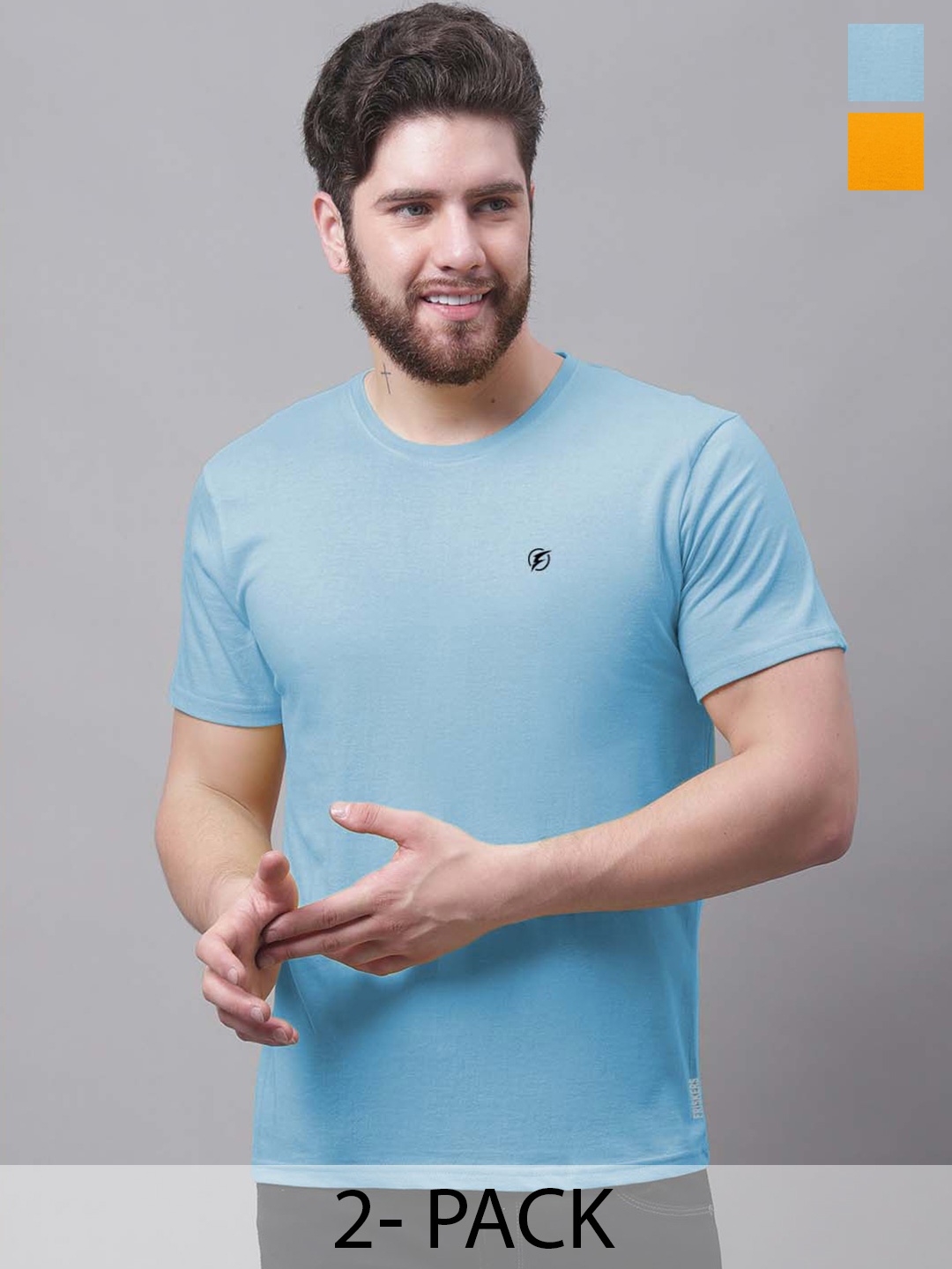 

Friskers Men Turquoise Blue 2 Pockets Slim Fit T-shirt