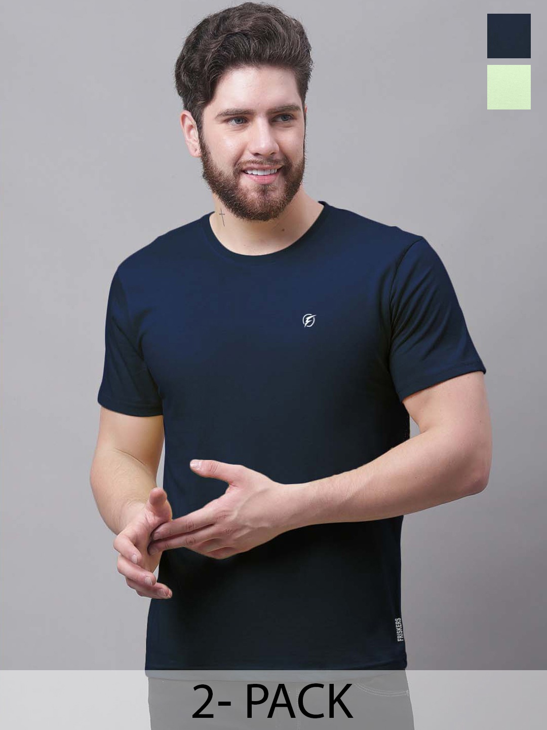 

Friskers Men Navy Blue 2 Pockets Slim Fit T-shirt