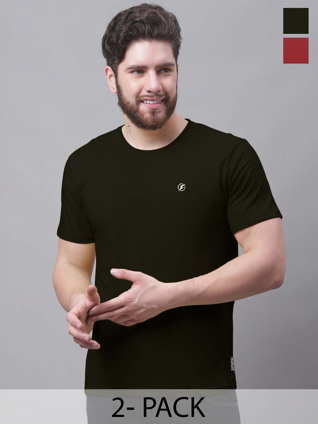 

Friskers Men Black 2 Pockets Slim Fit T-shirt