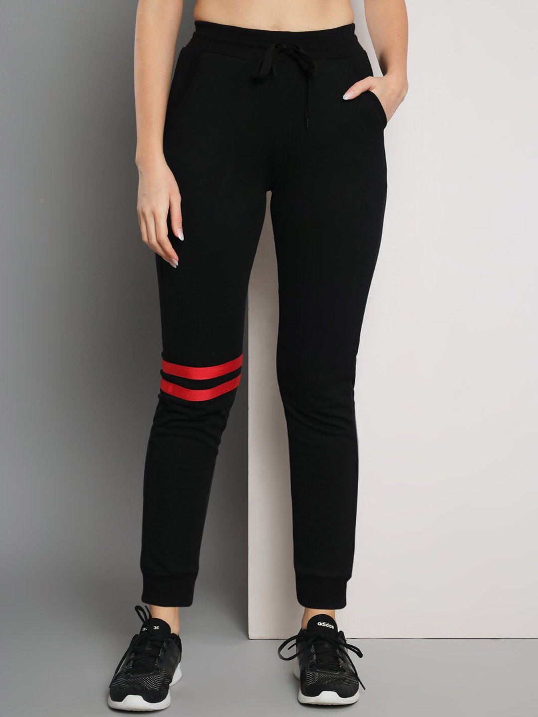 

Q-rious Women Mid-Rise Pure Cotton Joggers, Black