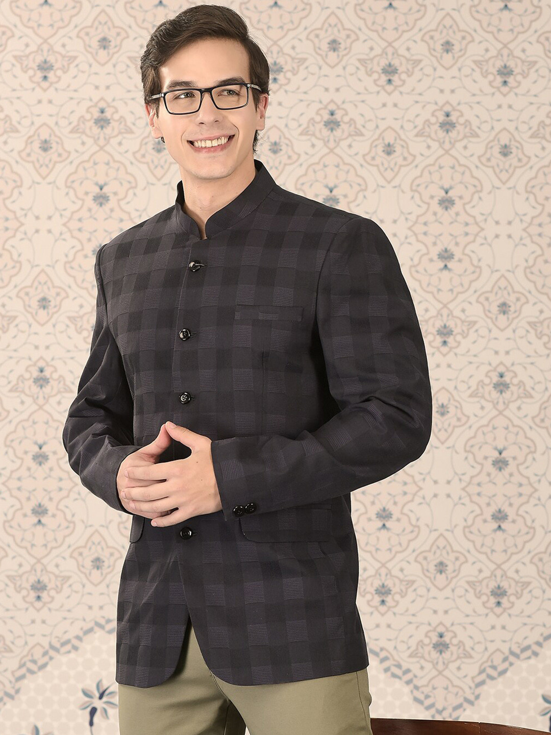 

Ode by House of Pataudi Grey Checked Slim-Fit Bandhgala Blazer