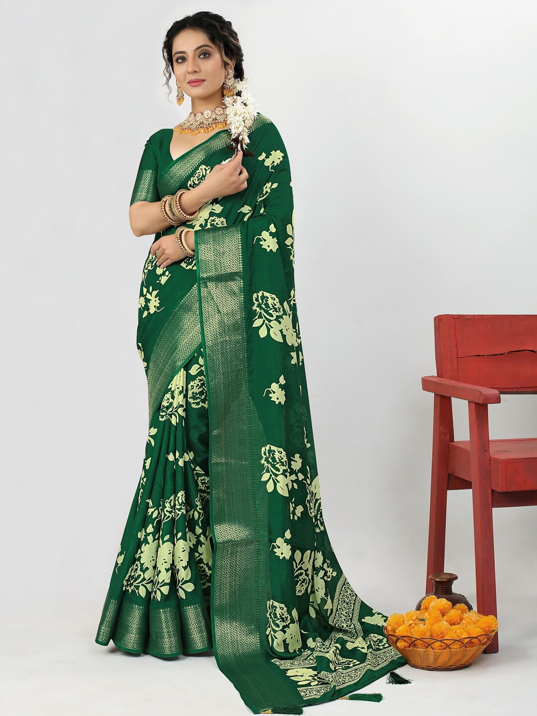 

Anouk Green & Beige Floral Printed Zari Saree