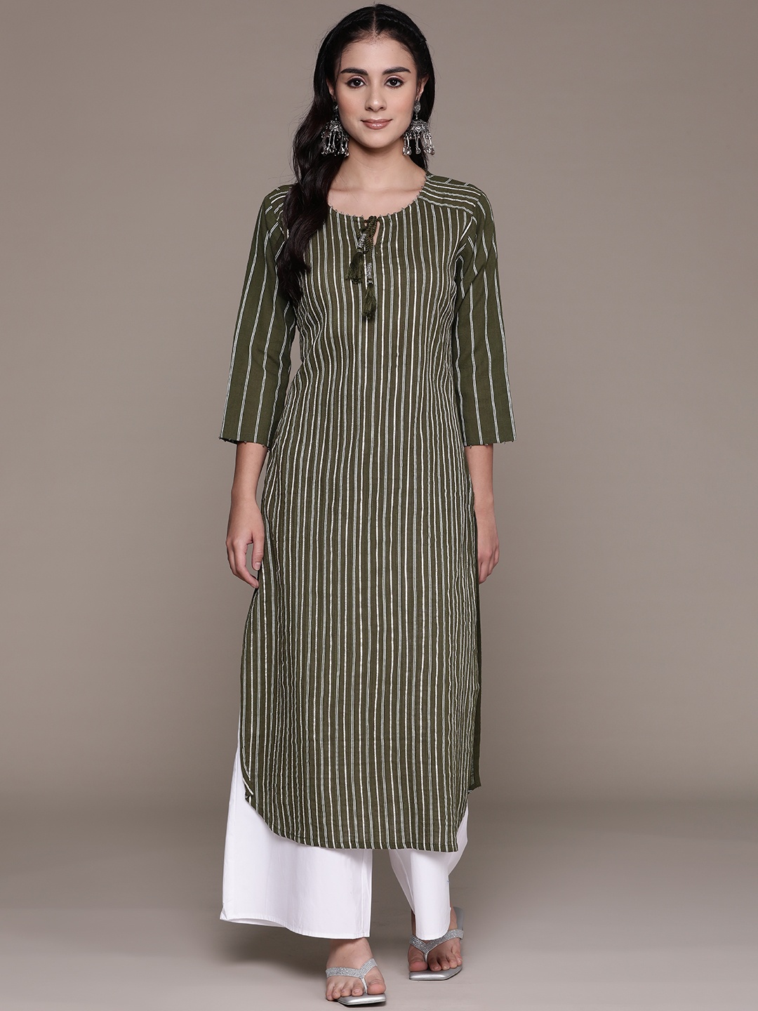 

Readiprint Striped Gotta Patti Pure Cotton Kurta, Olive