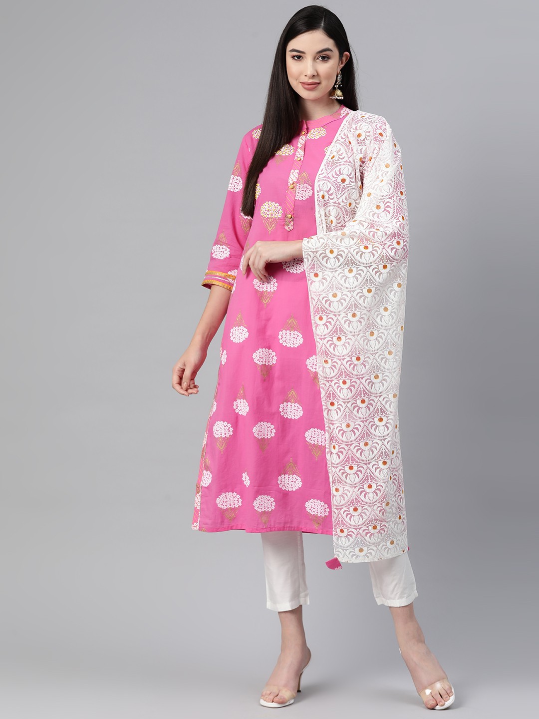

Readiprint Fashions Women Floral Embroidered Thread Work Kurta, Pink