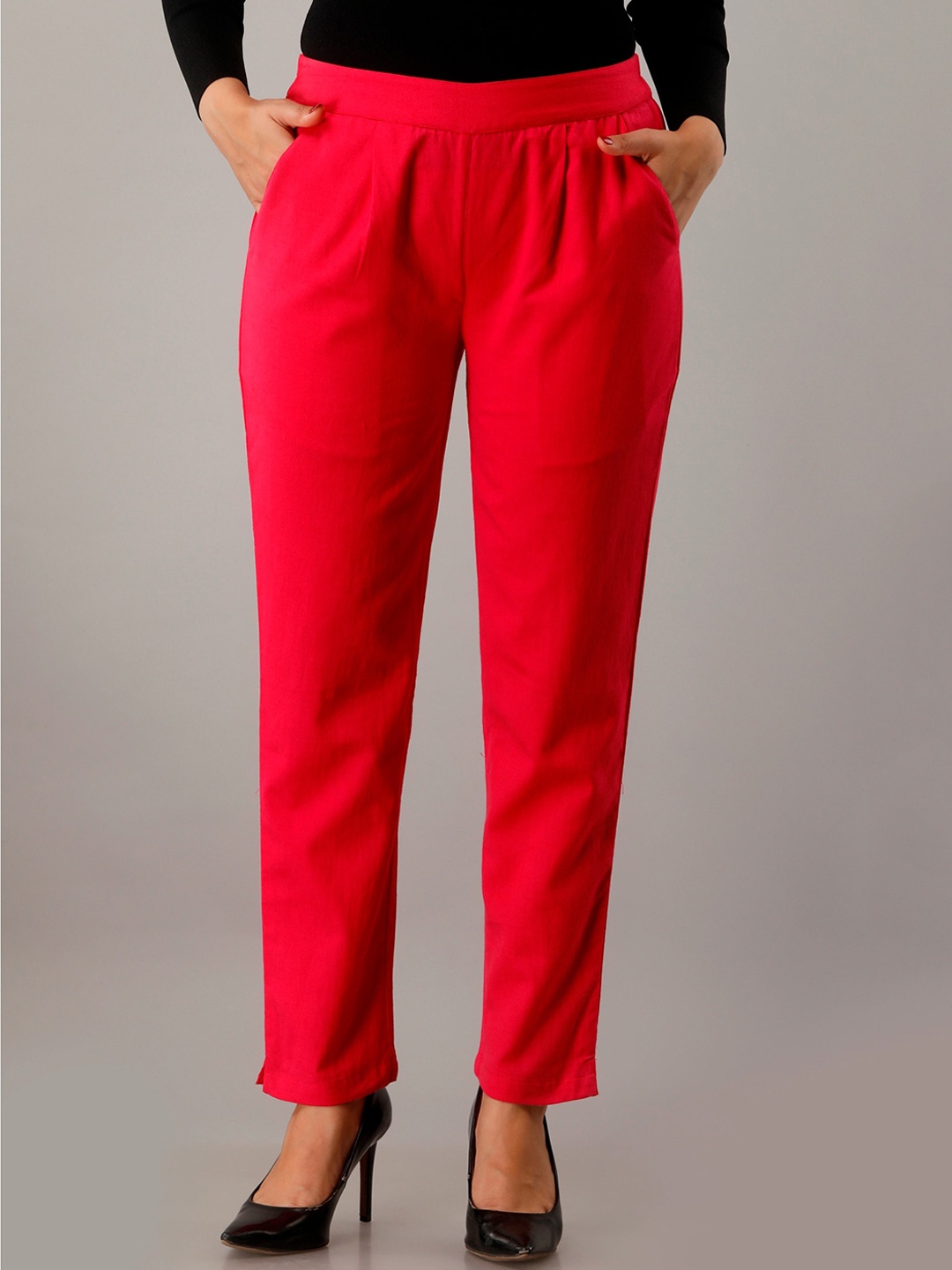 

HERE&NOW Women Red Mid-Rise Straight Fit Easy Wash Chinos Trousers