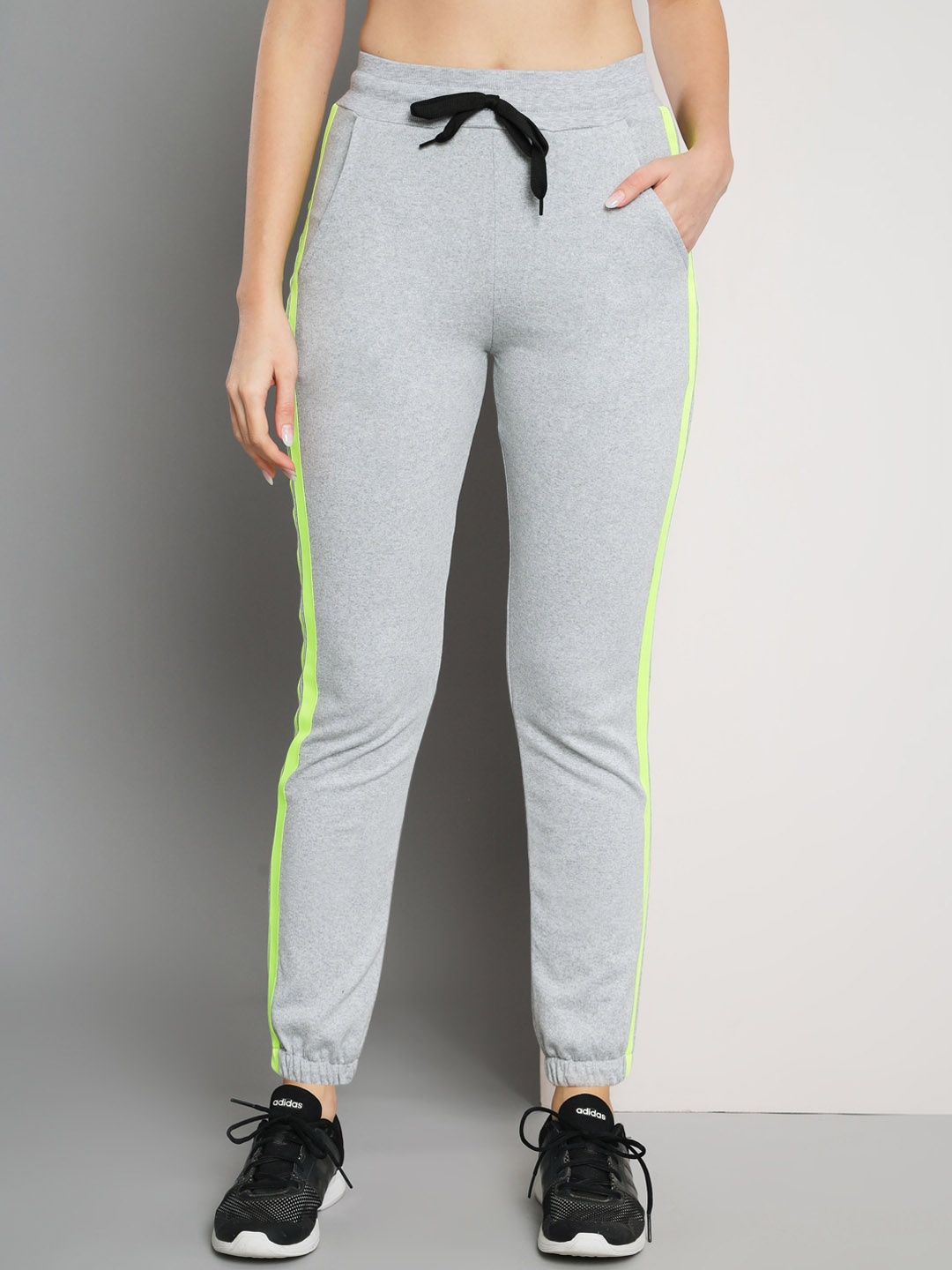 

Q-rious Women Striped Mid-Rise Cotton Joggers, Grey