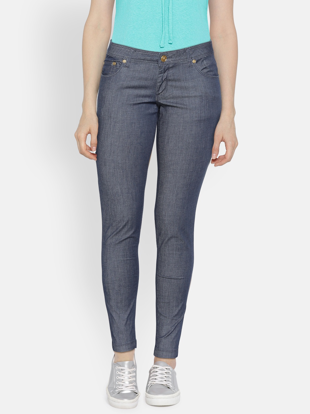 

Wills Lifestyle Women Blue Skinny Fit Mid-Rise Clean Look Stretchable Jeans