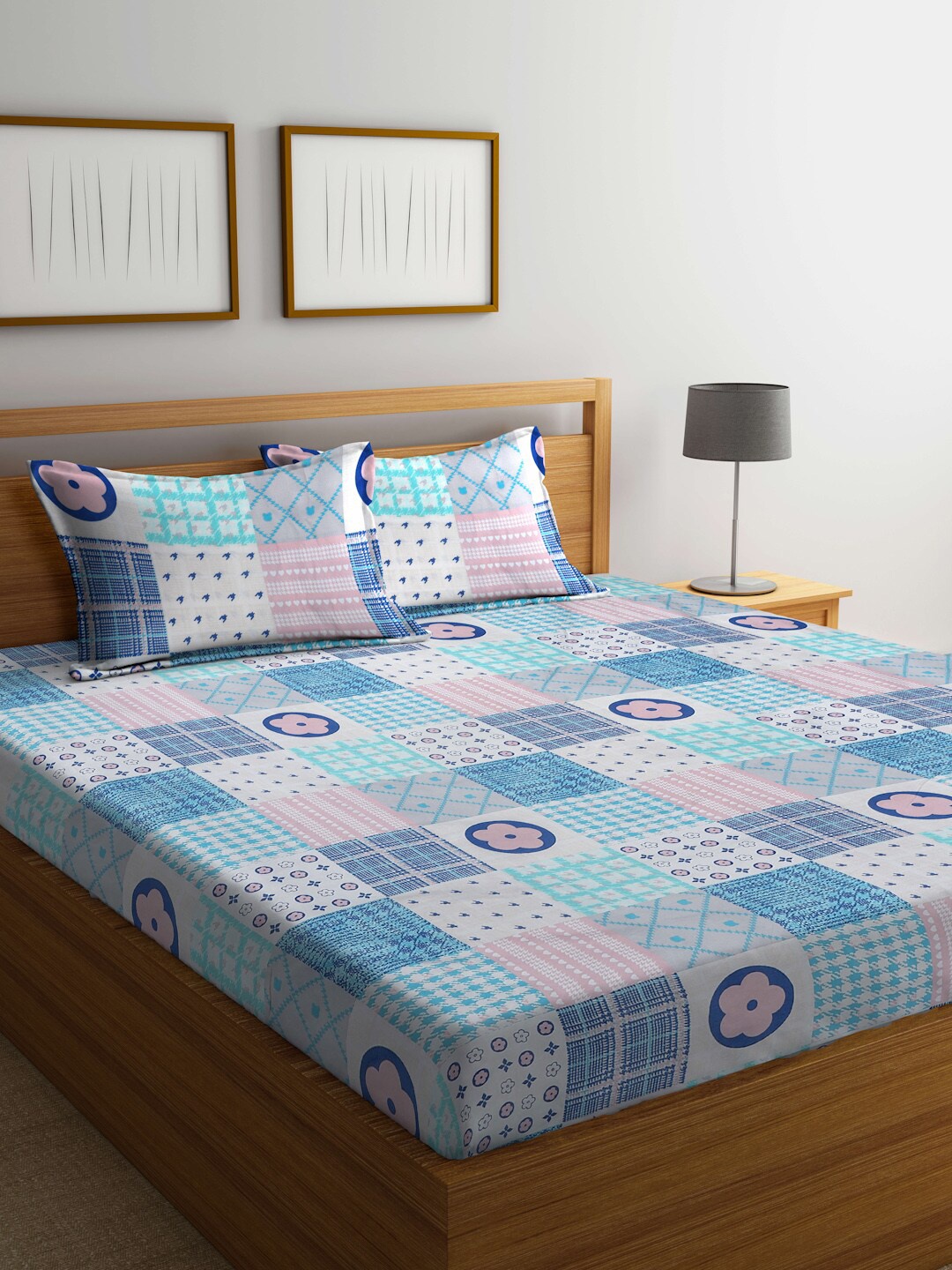 

FABINALIV Blue & White Printed 300 TC Super King Size Bedsheet with 2 Pillow Covers