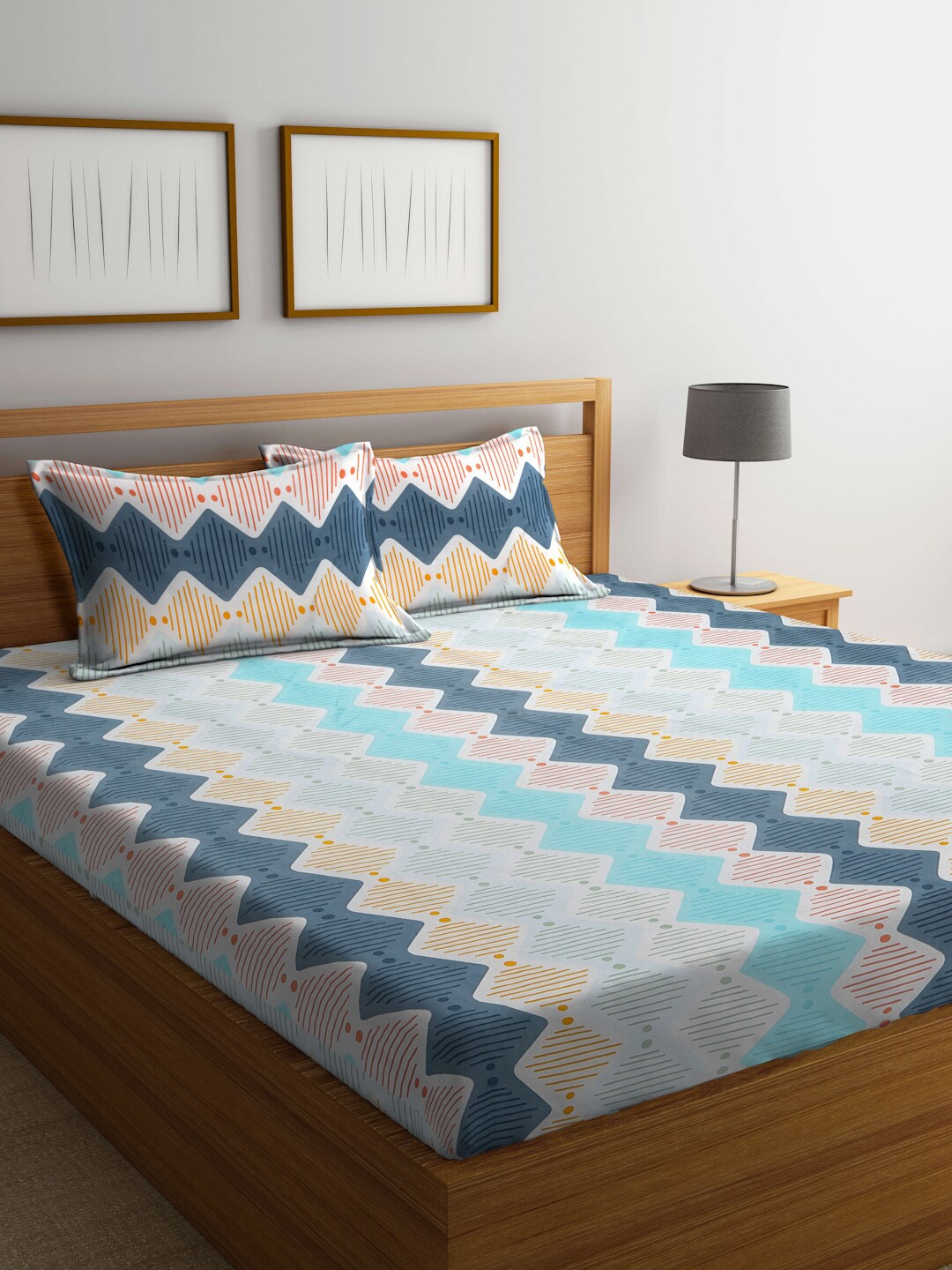 

FABINALIV White & Blue Geometric Print 300 TC Super King Size Bedsheet & 2 Pillow Covers